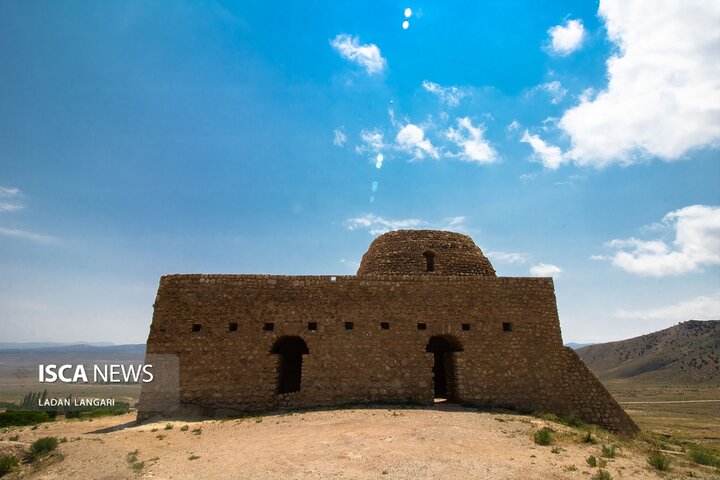 اسپاخو - لادن لنگری