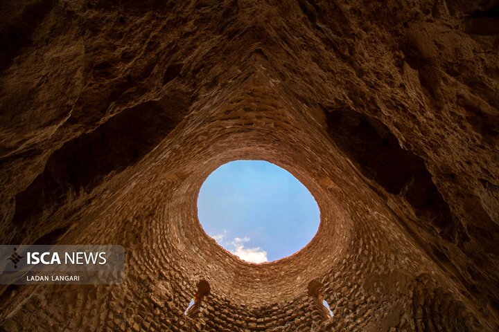 اسپاخو - لادن لنگری