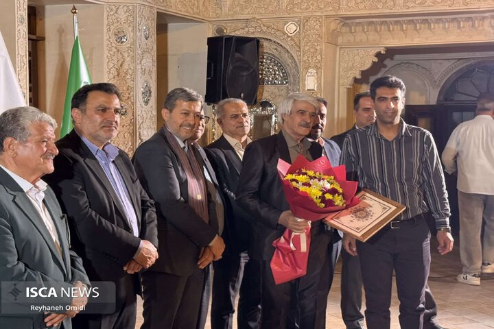 خانه طباطبایی ها