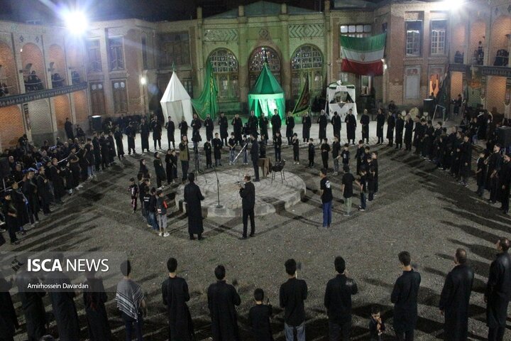 عزادارای اردبیلی ها درحسینیه مرحوم میرزا محسن مجتهد اردبیلی