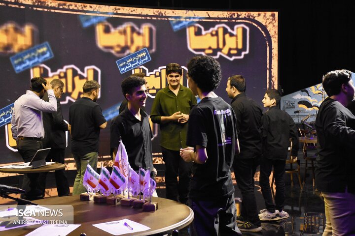 پشت صحنه بر
