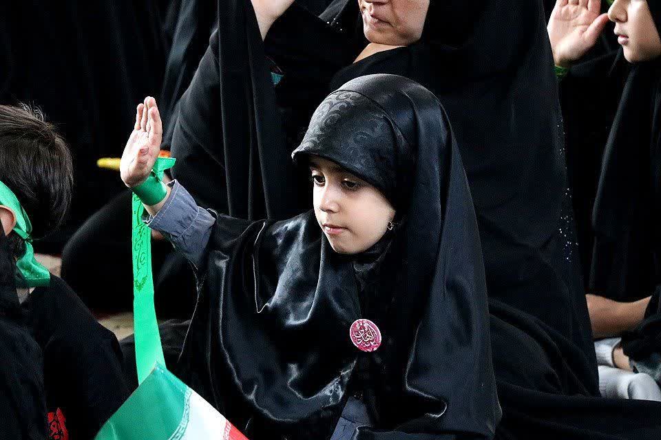 در پناه رقیه (س)؛ تلاقی عشق و ایمان در اجتماع بزرگ دختران زنجانی