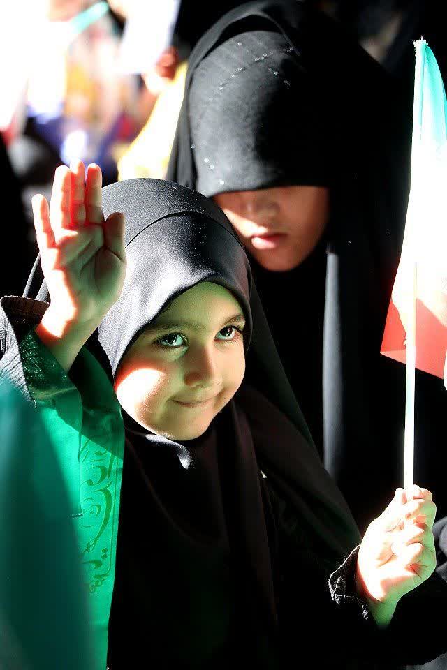 در پناه رقیه (س)؛ تلاقی عشق و ایمان در اجتماع بزرگ دختران زنجانی
