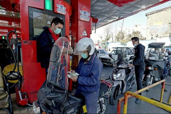 تا زمان حل اختلال بانکی با پول نقد به جایگاه‌های سوخت مراجعه کنید