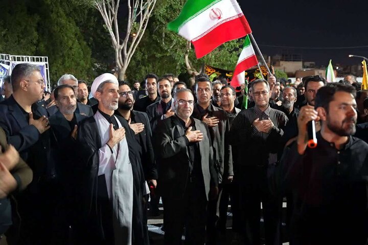 ایستادگی جانانه در برابر استکبار جهانی، بزرگترین درسی که عاشورا به ما آموخته است
