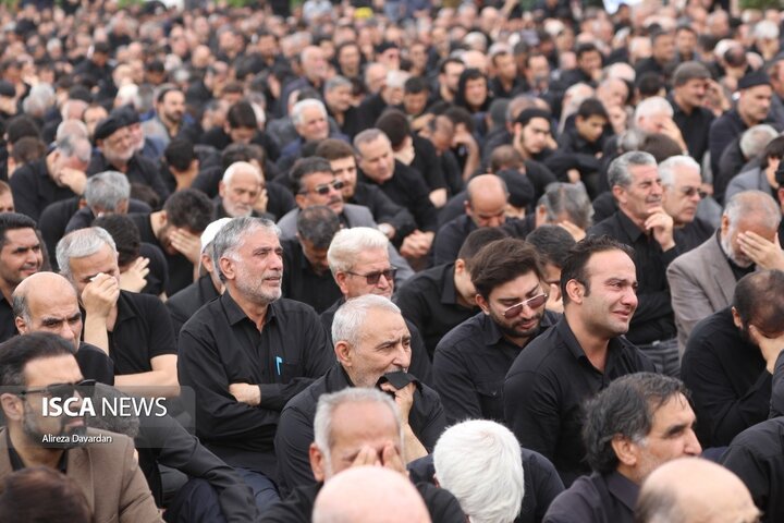 نماز ظهر عاشورا در اردبیل