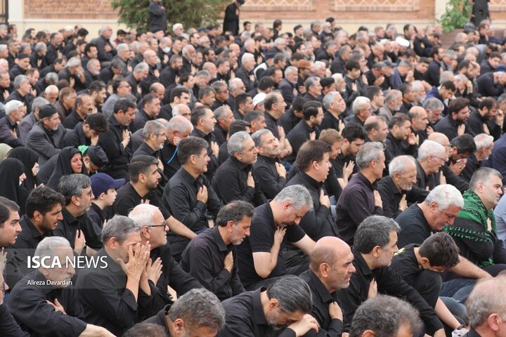 نماز ظهر عاشورا در اردبیل