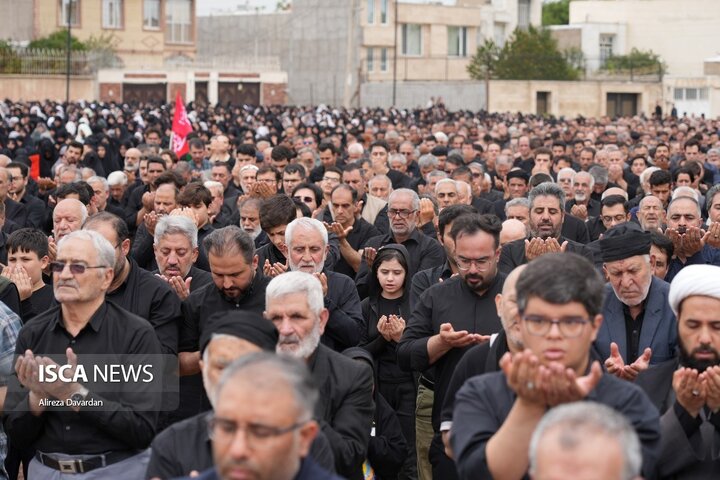نماز ظهر عاشورا در اردبیل