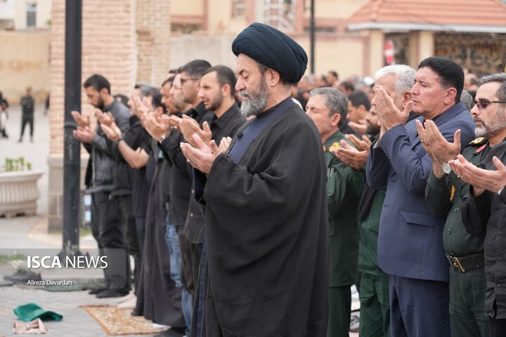 نماز ظهر عاشورا در اردبیل