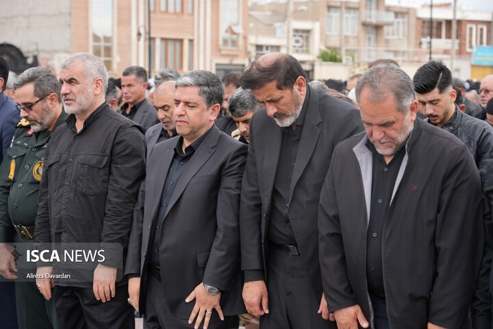 نماز ظهر عاشورا در اردبیل