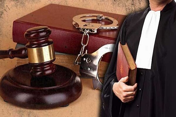 بهترین وکیل کیفری در اهواز؛ معیارهای ارزیابی، وظایف و انتخاب