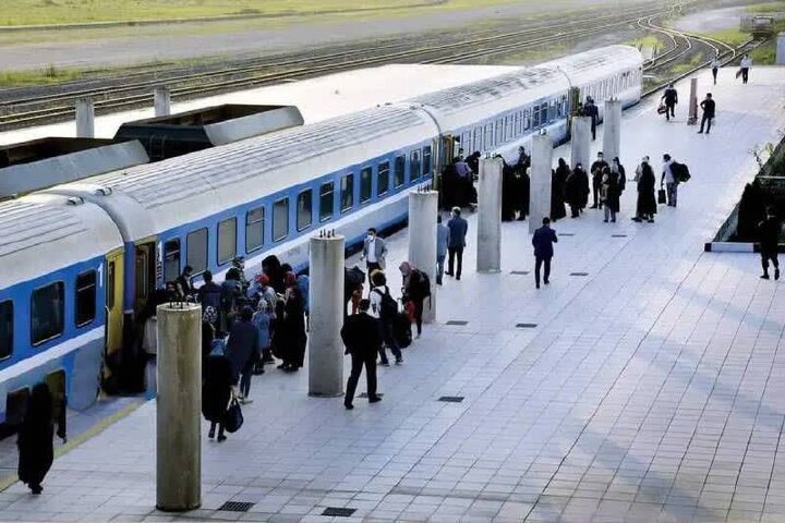 افزایش ۵۰ درصدی ظرفیت قطارهای هرمزگان برای اعزام زائران مراسم بدرقه رهبر شهید