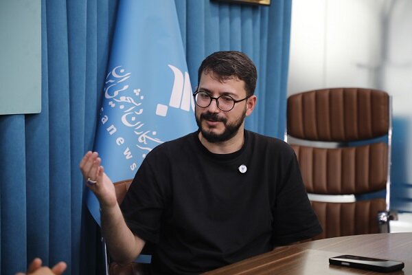 نوشهور: نزد رهبری مداحی کردن یکی از اتفاقات شیرین این حوزه است نوشهور: نزد رهبری مداحی کردن یکی از اتفاقات شیرین این حوزه است