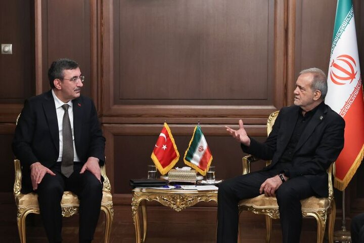 جودت یلماز: ملت ترکیه در غم و اندوه ملت ایران شریک است جودت یلماز: ملت ترکیه در غم و اندوه ملت ایران شریک است
