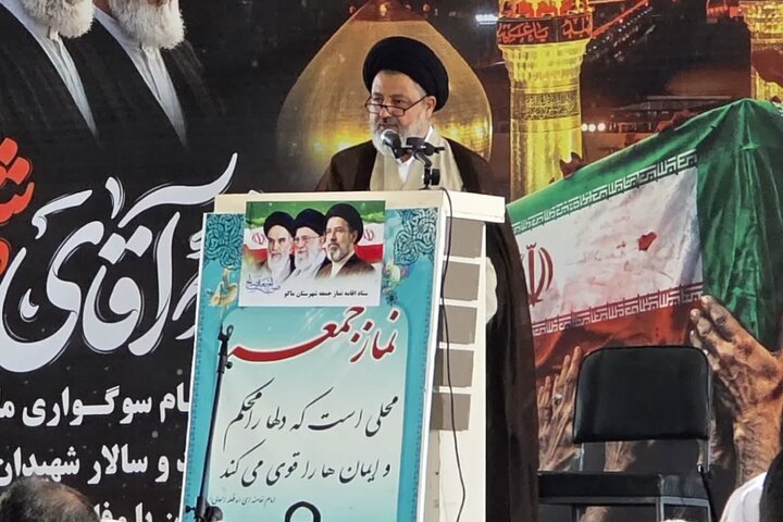 واکنش خطیب جمعه ماکو به جنایات استکبار/ تشریح ابعاد حقوق بشر آمریکایی در آستانه هفته وداع با قائد شهید