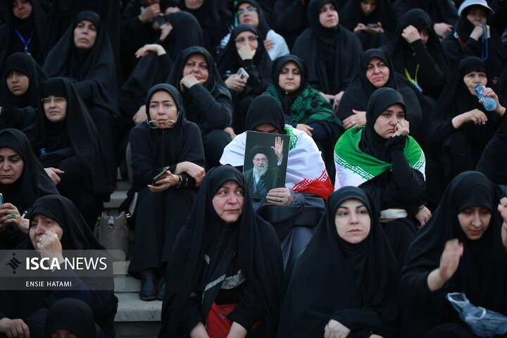 صبحِ انتظار برای وداع با رهبرِ شهید