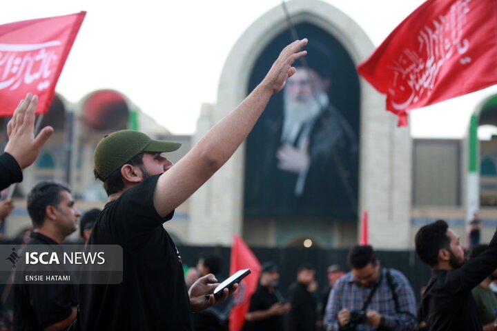 صبحِ انتظار برای وداع با رهبرِ شهید