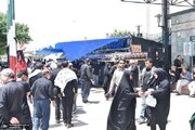 خدمت‌رسانی گسترده آستان امام خمینی(س) به زائران مراسم تشییع امام قائد شهید