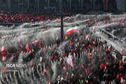 اقامه نماز بر پیکر رهبر شهید انقلاب