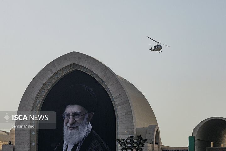 نماز رهبر شهید