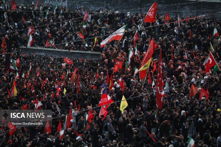 نماز رهبر شهید