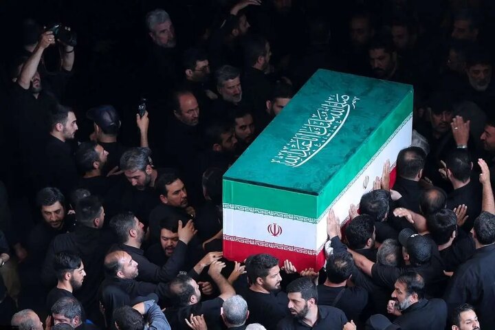 جزئیات مراسم تشییع پیکر مطهر "رهبر شهید انقلاب" در تهران جزئیات مراسم تشییع پیکر مطهر "رهبر شهید انقلاب" در تهران