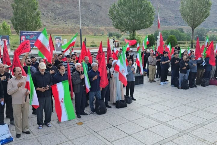 اعزام کاروان ۲۰۰ نفره از ماکو برای حضور در آیین تشییع رهبر شهید