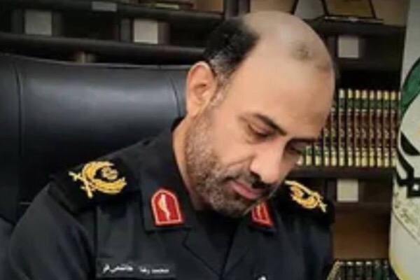 حضور پرشور مردم در مراسم تشییع، تجدید بیعت با ولایت و نماد وحدت ملی است حضور پرشور مردم در مراسم تشییع، تجدید بیعت با ولایت و نماد وحدت ملی است