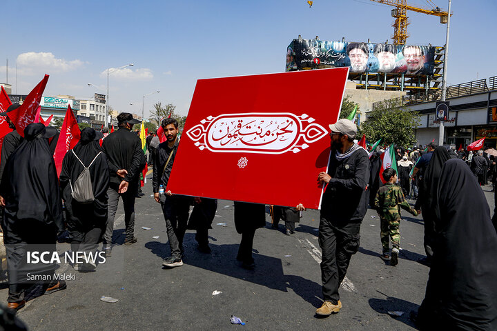 مراسم تشییع پیکر مطهر رهبر شهید انقلاب - تهران