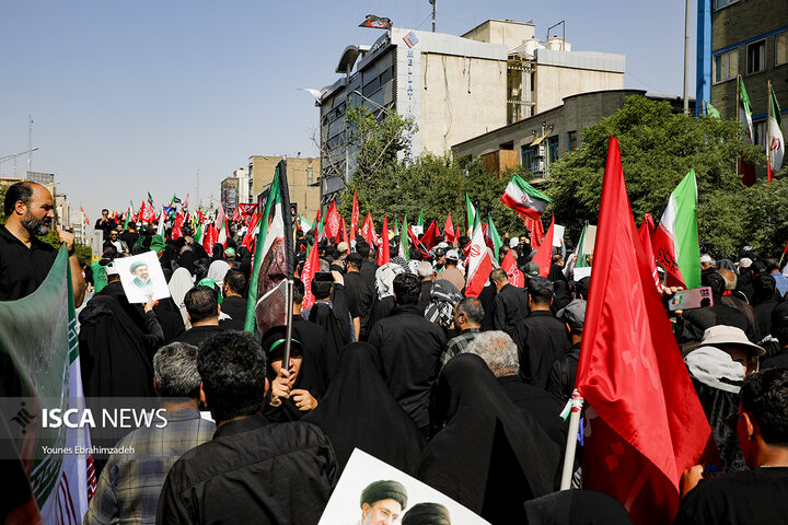 مراسم تشییع پیکر مطهر رهبر شهید انقلاب - تهران