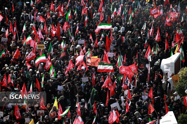 تشییع رهبر انقلاب انسیه حاتمی