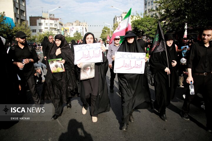 تشییع رهبر انقلاب انسیه حاتمی