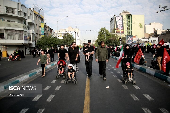 تشییع رهبر انقلاب انسیه حاتمی