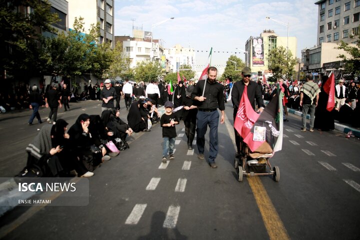 تشییع رهبر انقلاب انسیه حاتمی