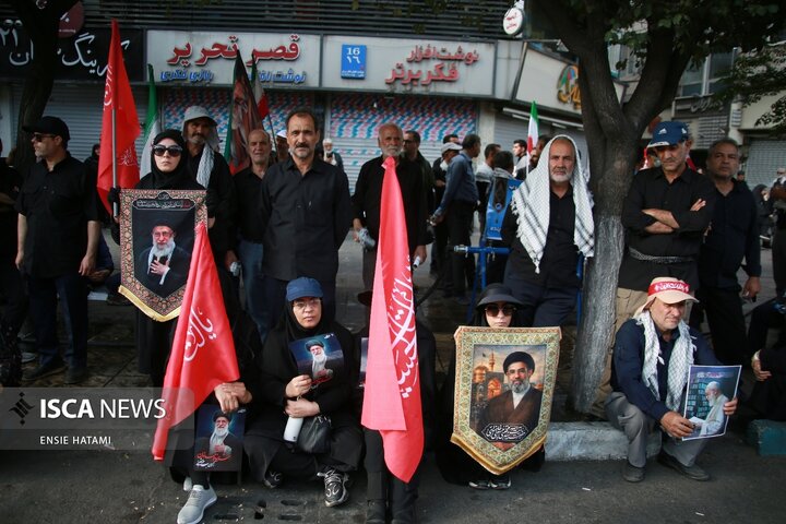 تشییع رهبر انقلاب انسیه حاتمی