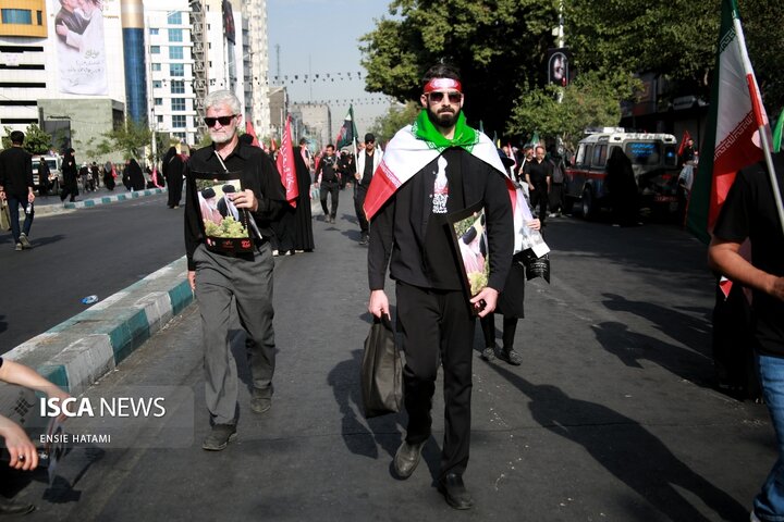 تشییع رهبر انقلاب انسیه حاتمی