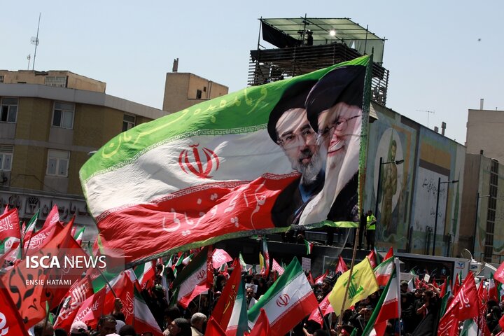 تشییع رهبر انقلاب انسیه حاتمی