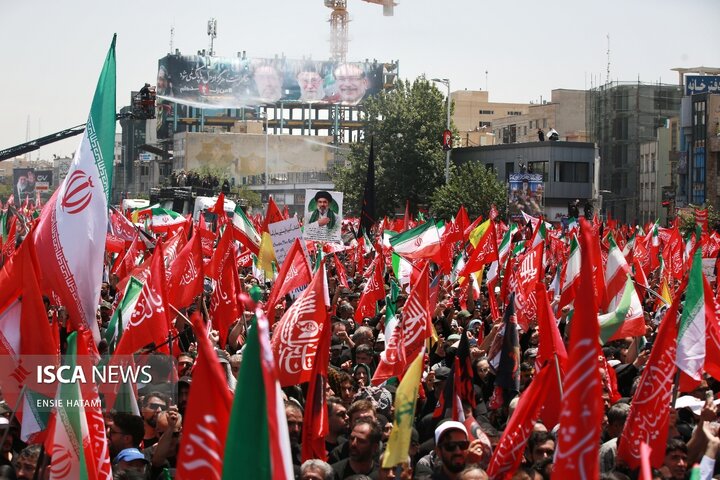 تشییع رهبر انقلاب انسیه حاتمی