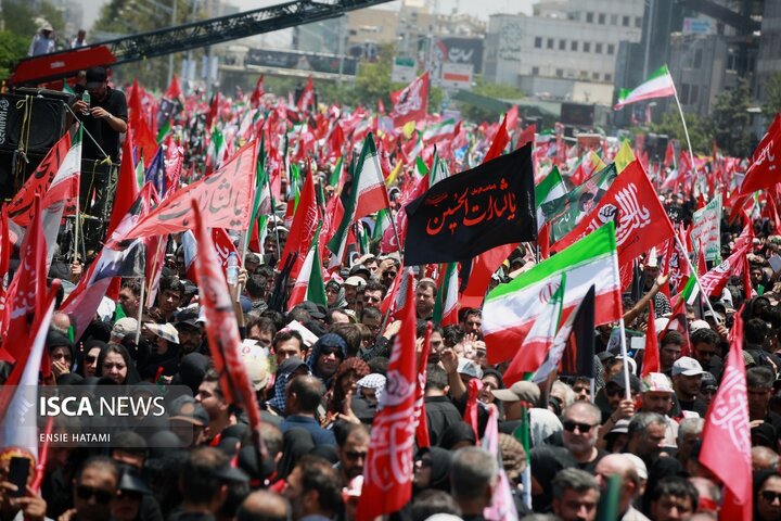 تشییع رهبر انقلاب انسیه حاتمی