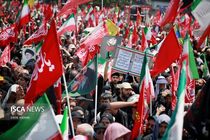 تشییع رهبر انقلاب انسیه حاتمی