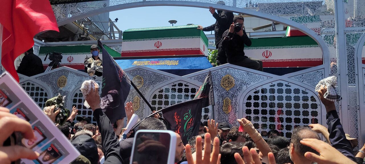 آغاز مراسم تشییع پیکر مطهر "رهبر شهید انقلاب" در تهران