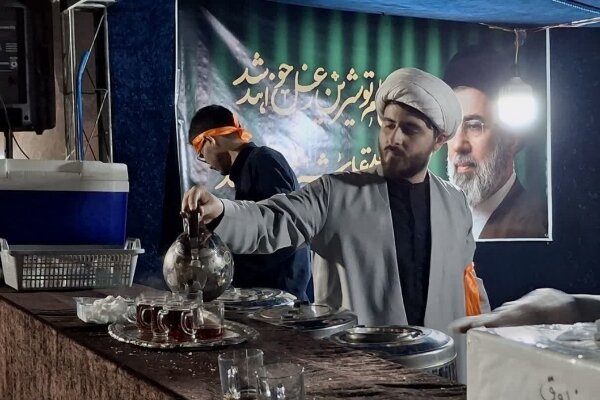 خدمترسانی طلاب کهگیلویه و بویراحمد به زائران در شهر مقدس قم خدمترسانی طلاب کهگیلویه و بویراحمد به زائران در شهر مقدس قم