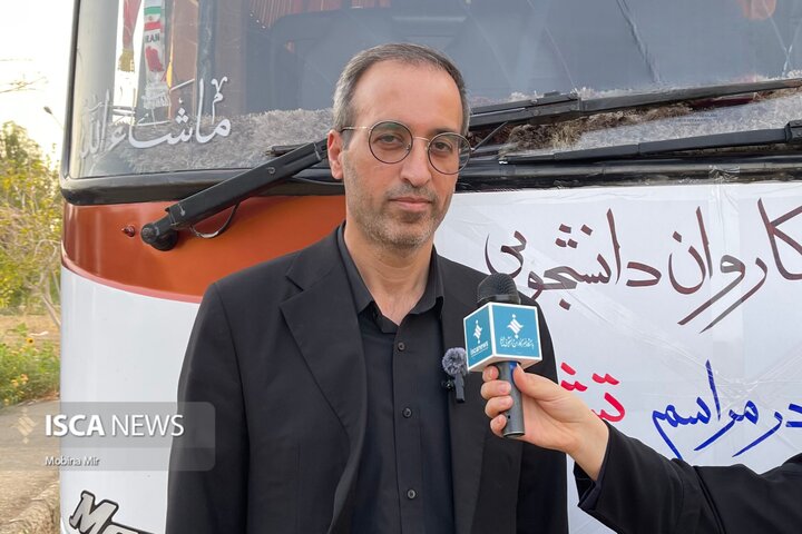 ۴۰۰ دانشجوی دانشگاه آزاد سیستان و بلوچستان به مراسم تشییع رهبر شهید اعزام شدند ۴۰۰ دانشجوی دانشگاه آزاد سیستان و بلوچستان به مراسم تشییع رهبر شهید اعزام شدند