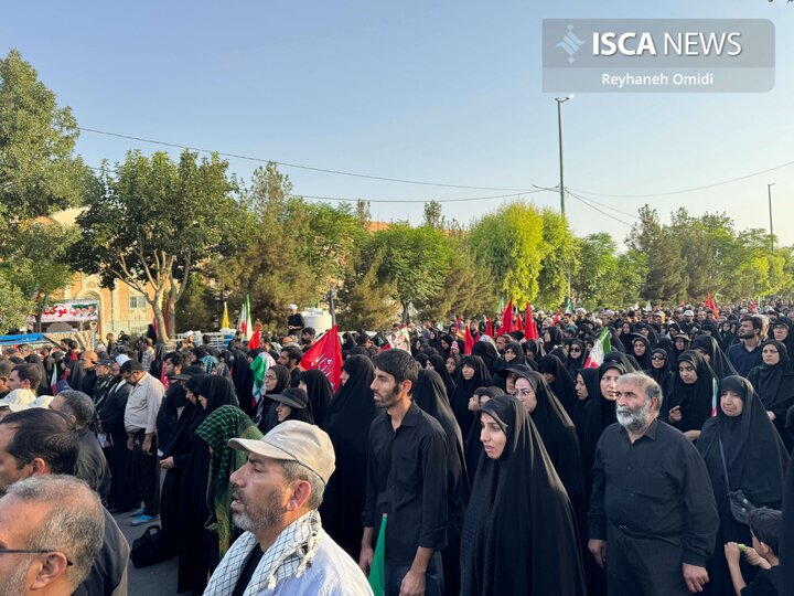 تشییع پیکر رهبر شهید قم