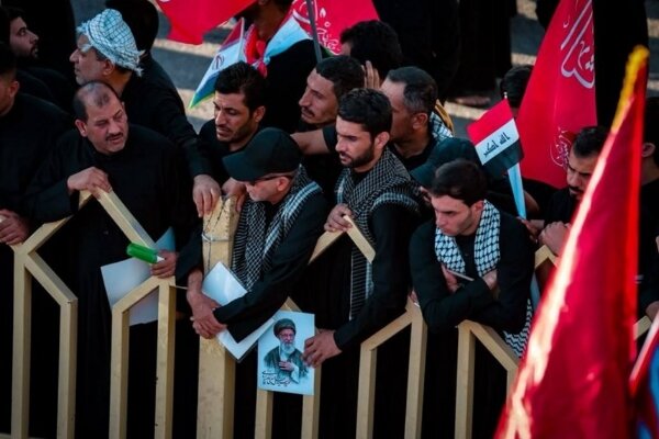 پیوند خونین امت اسلامی در سوگ رهبری