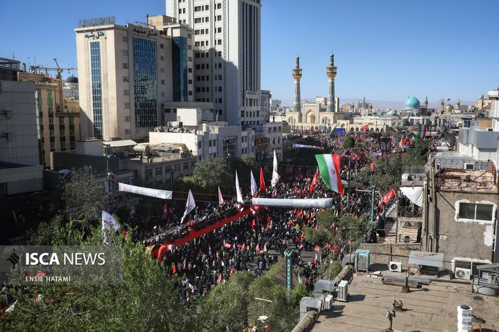 تششیع رهبر در مشهد - حاتمی