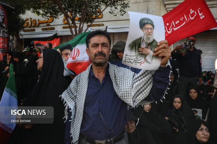 تششیع رهبر در مشهد - حاتمی