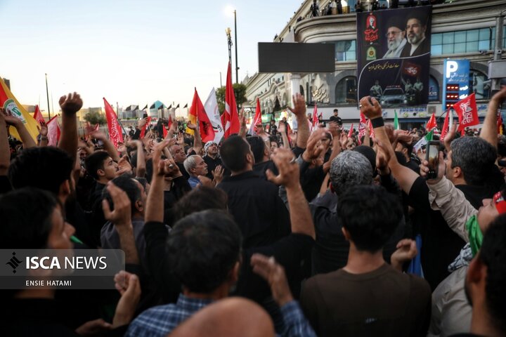 تششیع رهبر در مشهد - حاتمی