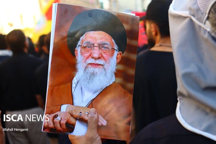 مراسم تشییع پیکر مطهر رهبر شهید انقلاب اسلامی سید علی خامنه ای و خانواده