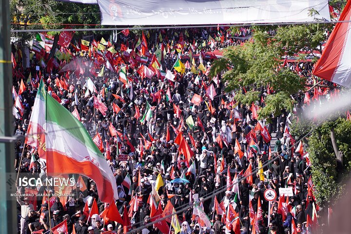 تشییع رهبر شهید